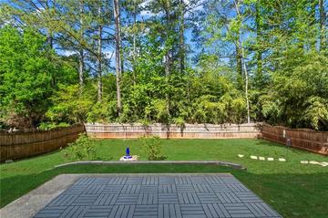 5010 Foxberry Ln., Roswell, GA 30075
