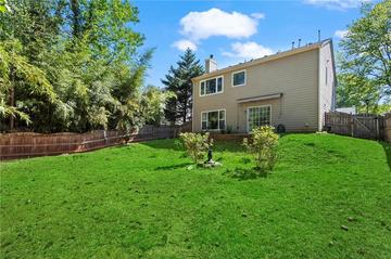 5010 Foxberry Ln., Roswell, GA 30075