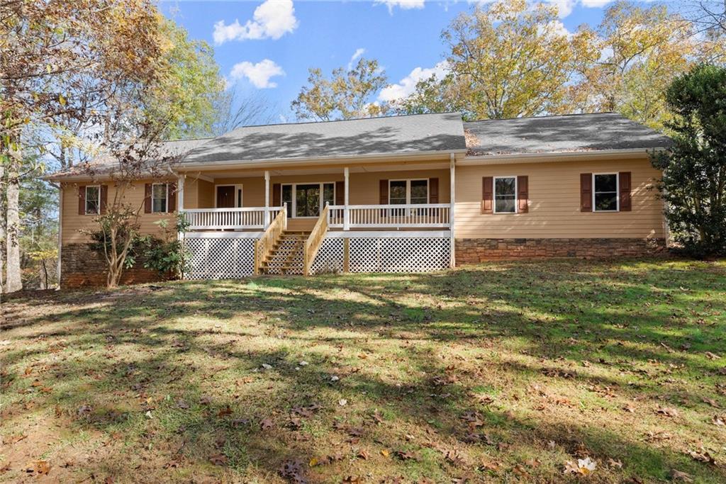 1418 Panorama Dr., Sautee Nacoochee, GA 30571