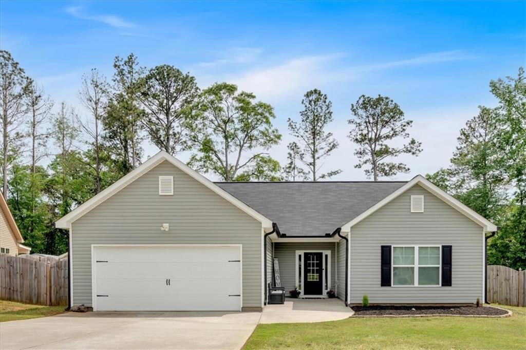 205 Glacier Ct., Carrollton, GA 30117