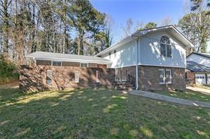 1038 Seven Springs Cir., Marietta, GA 30068
