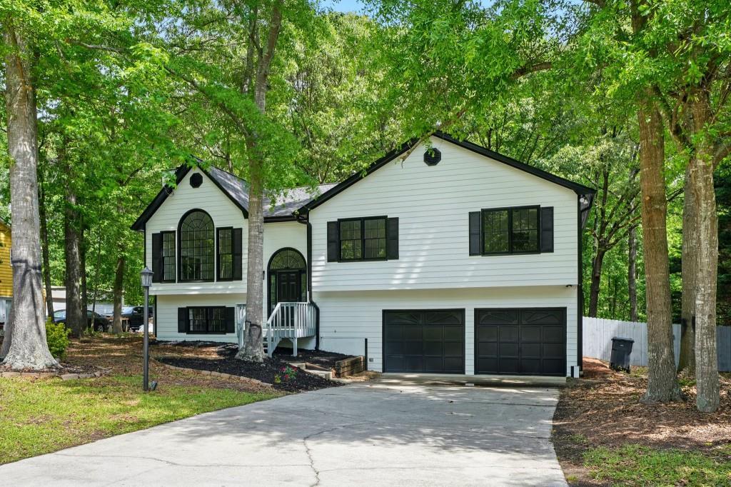 193 Cedar Creek Dr., Dallas, GA 30157