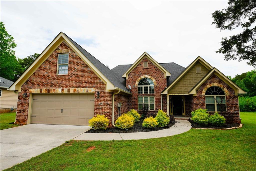 108 Hope Ln., Cedartown, GA 30125