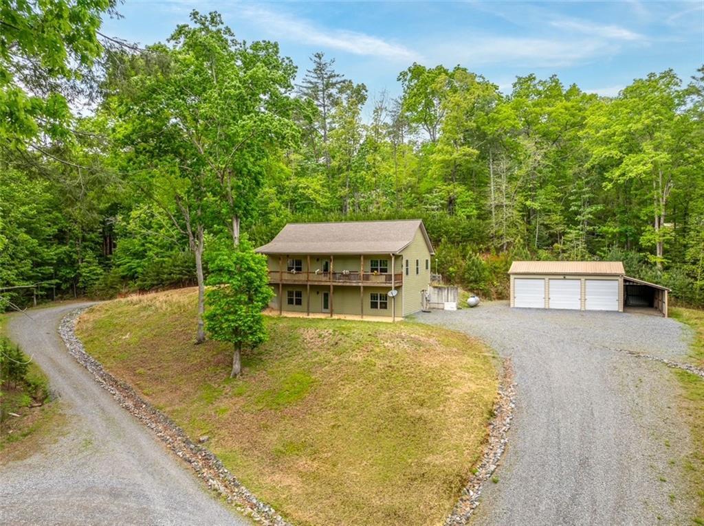 102 Waleska Ln., Ellijay, GA 30540