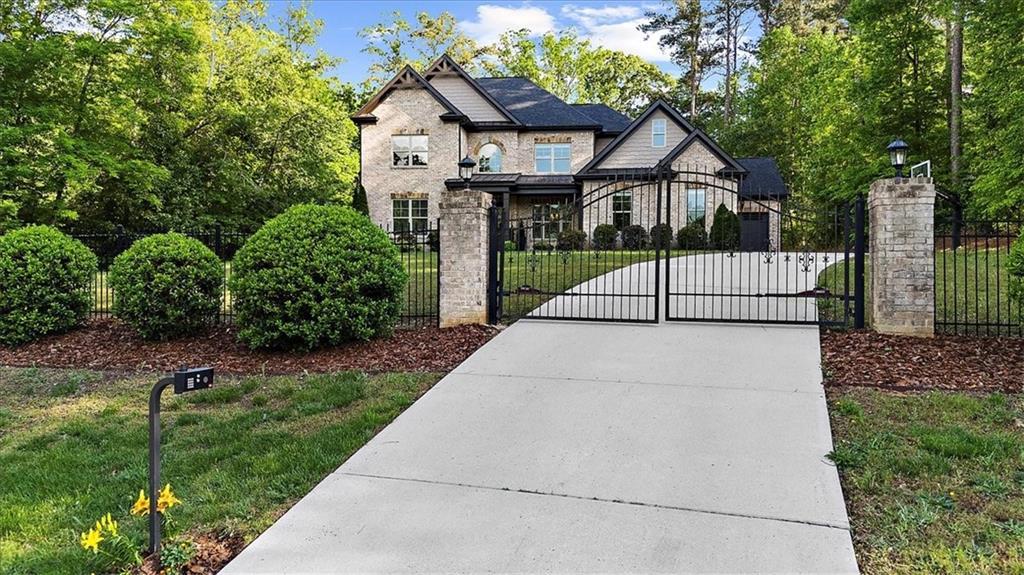885 Old Peachtree Rd., Lawrenceville, GA 30043