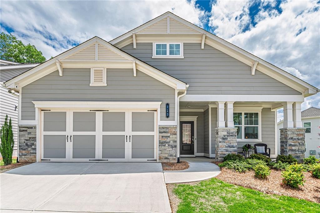 213 Hickory Bluffs Pkwy., Canton, GA 30114