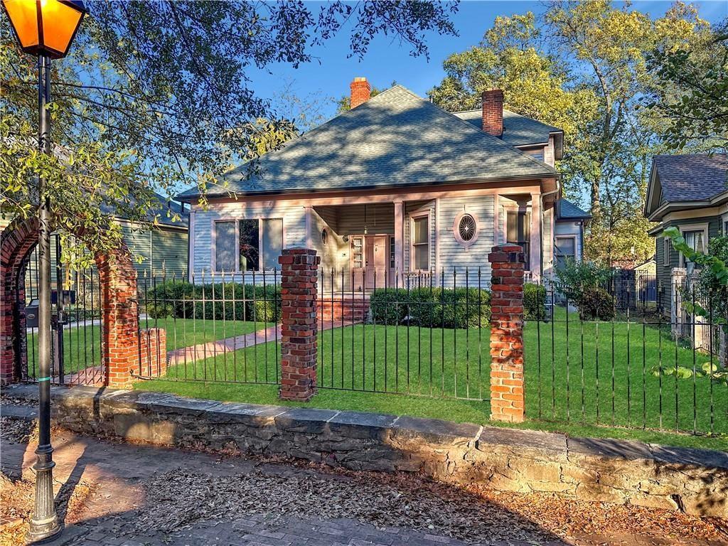 668 Peeples St., Atlanta, GA 30310