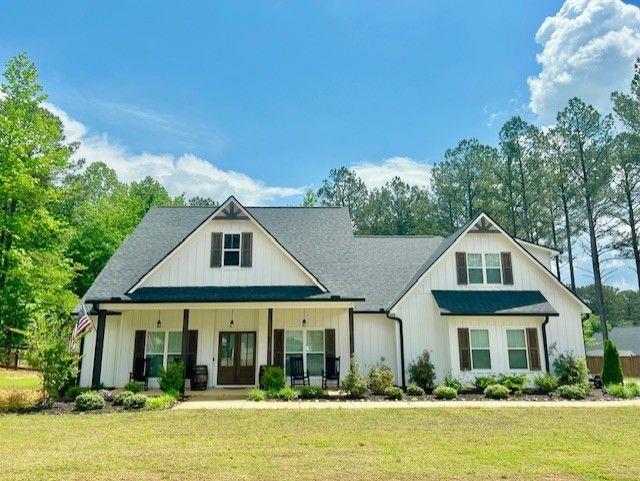 62 Presley Farm Pkwy., Rockmart, GA 30153