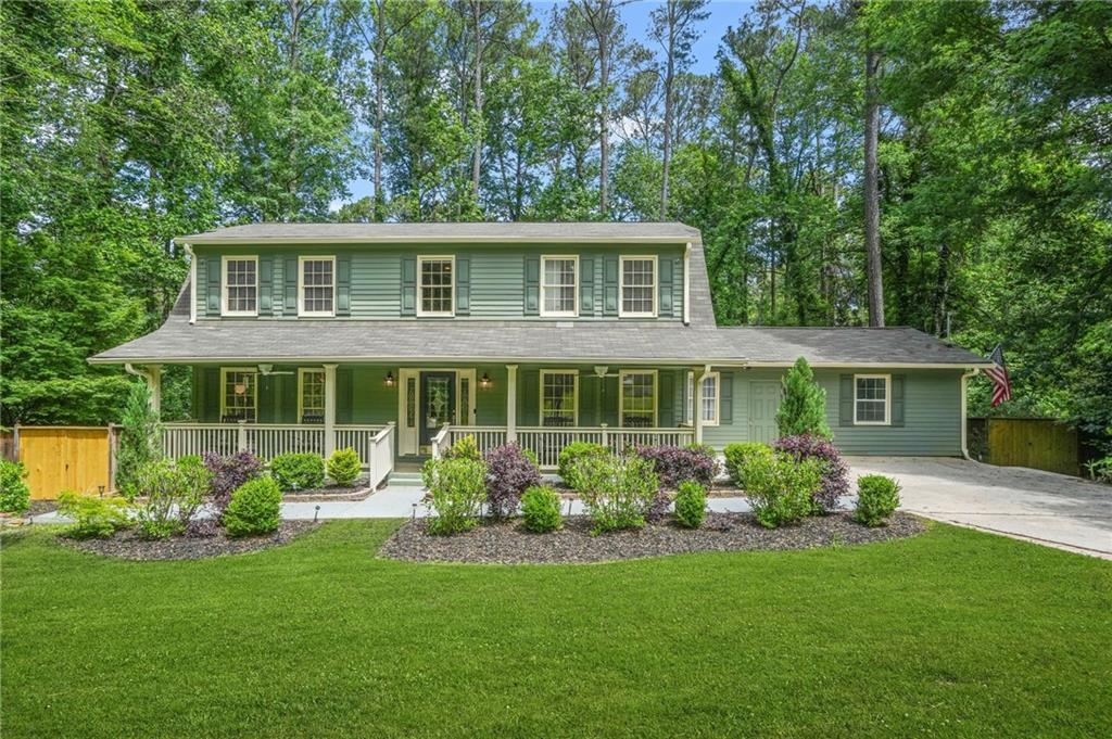 220 Hillswick Ct., Atlanta, GA 30328