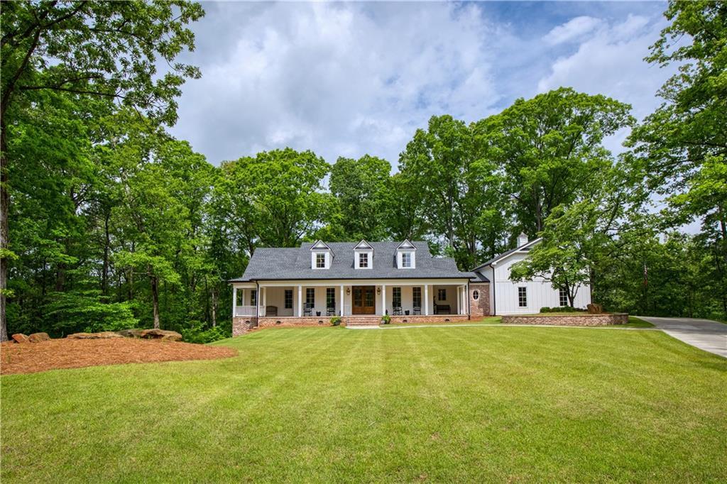 135 Uplands Ct., Alpharetta, GA 30004