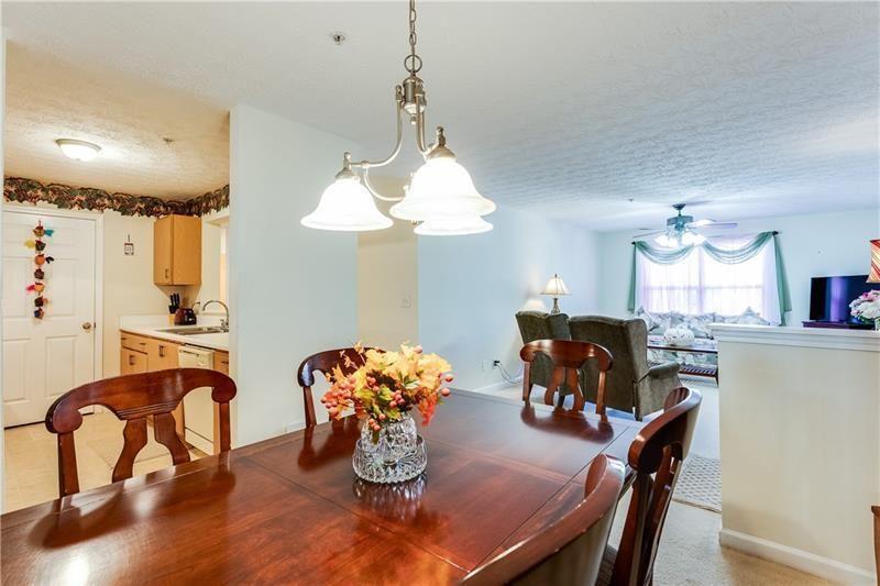 10202 Fairington Ridge Cir., Lithonia, GA 30038
