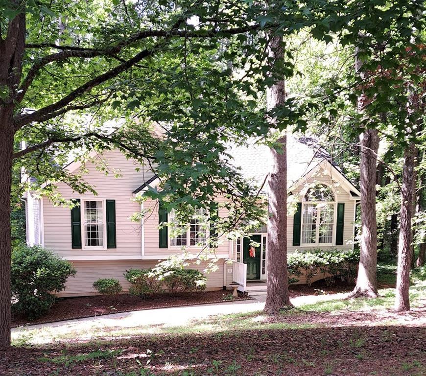 90 Camden Woods Pl., Dallas, GA 30157