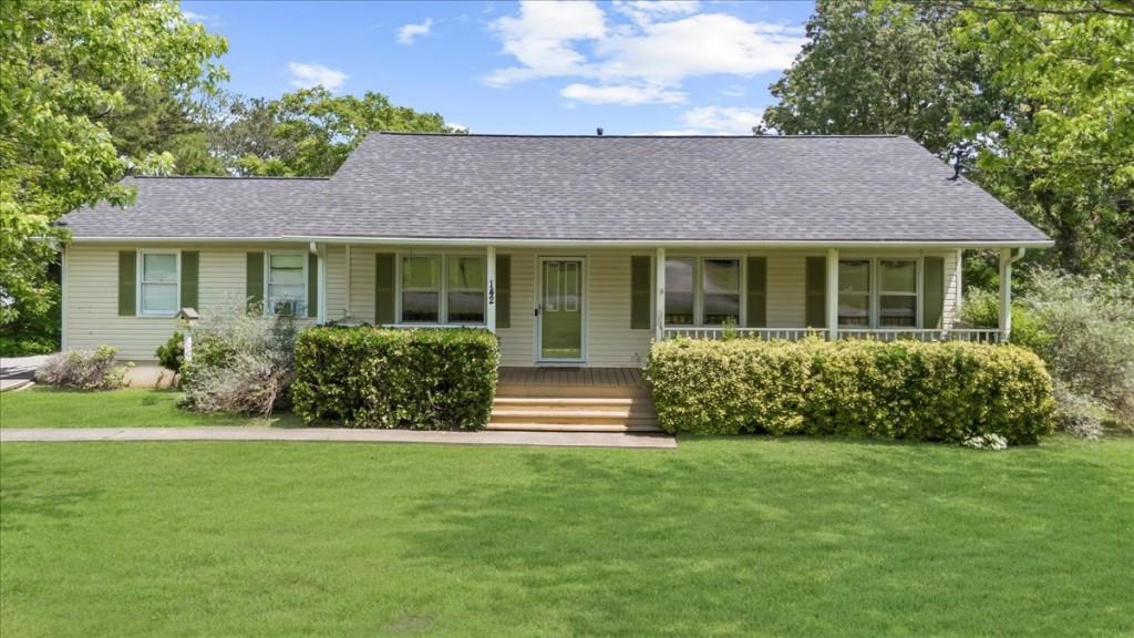 142 Poplar St., Calhoun, GA 30701