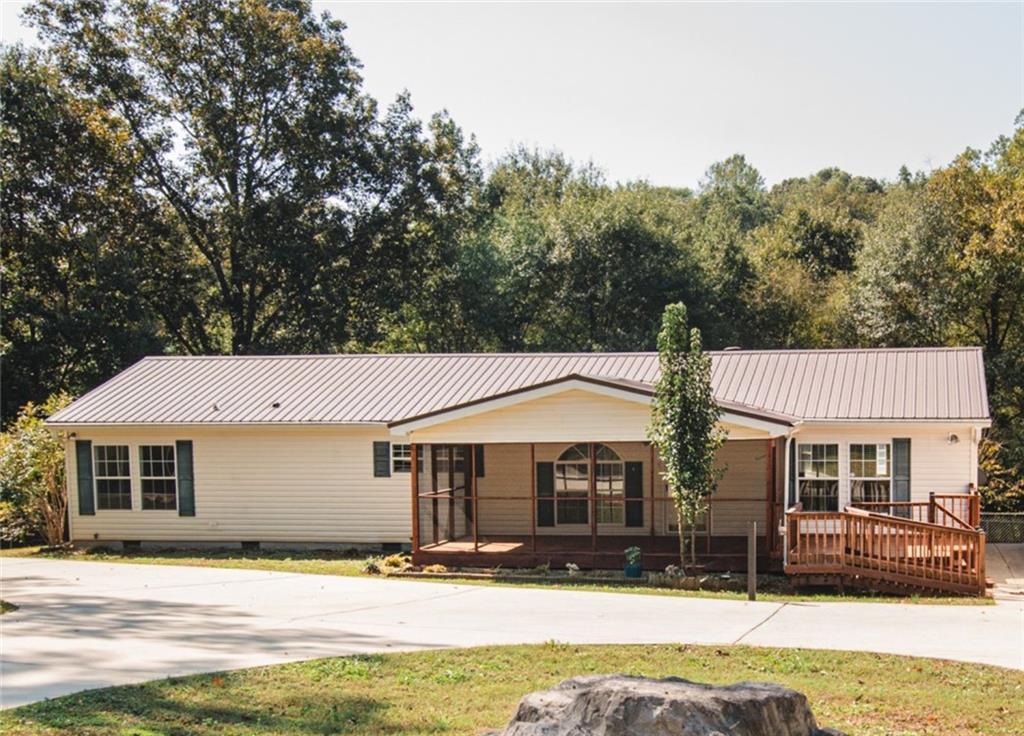 134 Deerbrook Dr., Nicholson, GA 30565