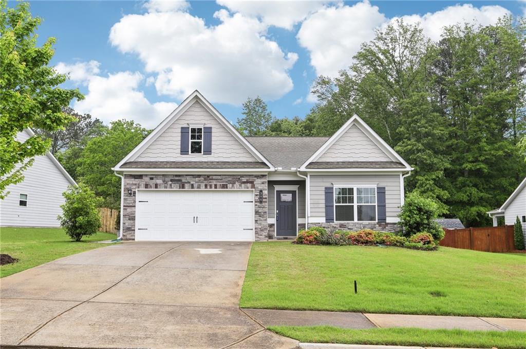 306 Lark Ln., Canton, GA 30115