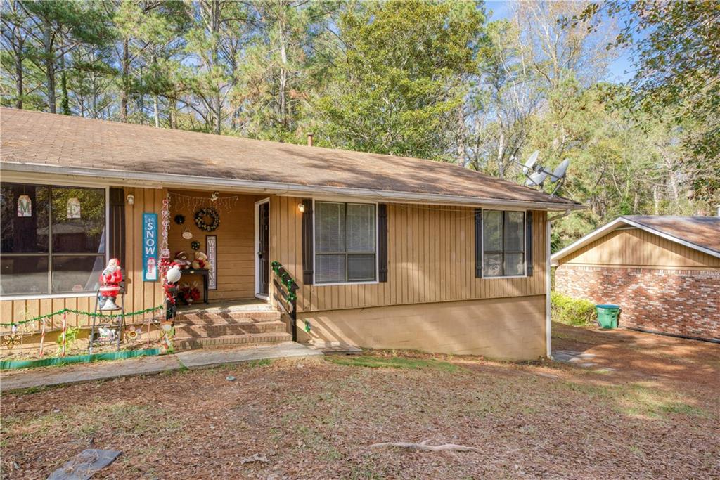 4881 Valley Dale Dr., Lilburn, GA 30047