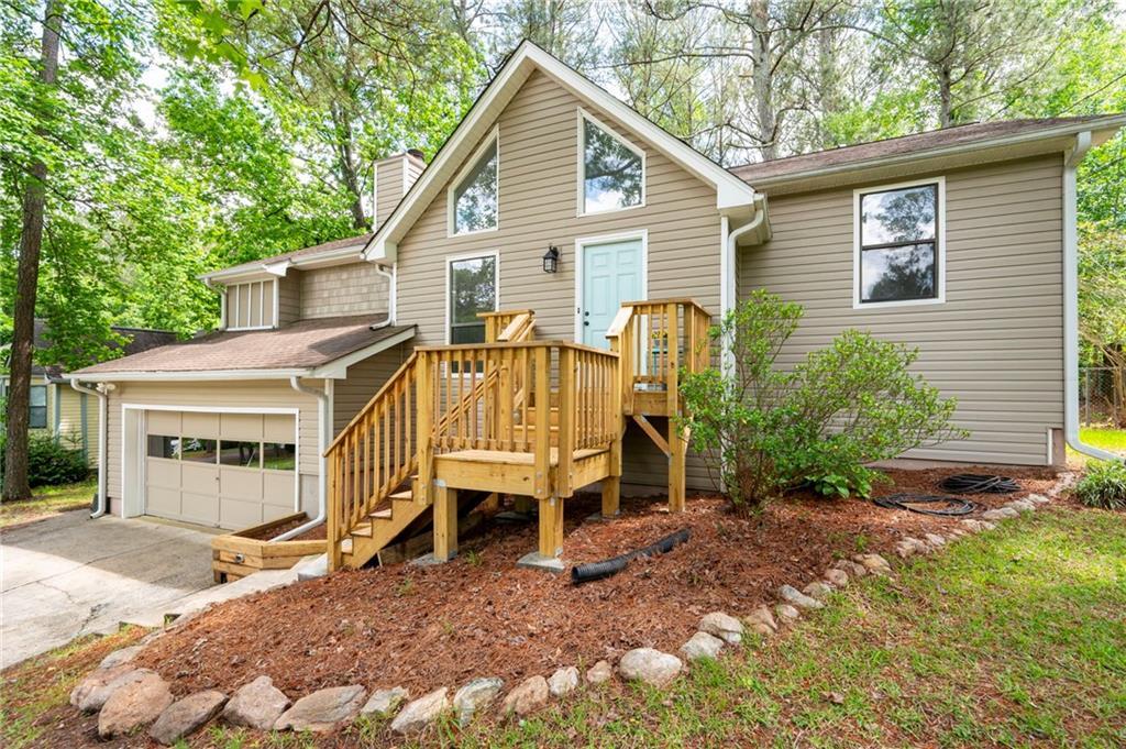 2445 Deerfield Dr., Kennesaw, GA 30144