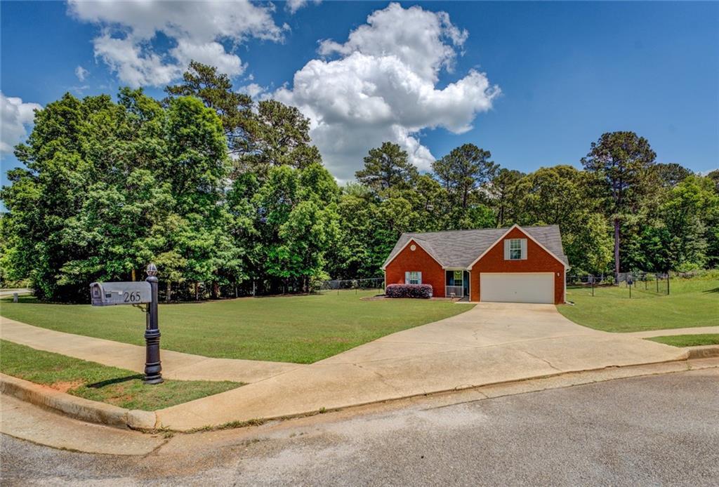 265 Oak Hill Dr., Covington, GA 30016