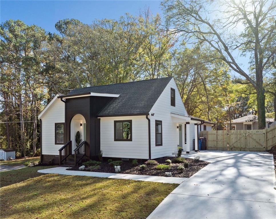 2442 Connally Dr., East Point, GA 30344
