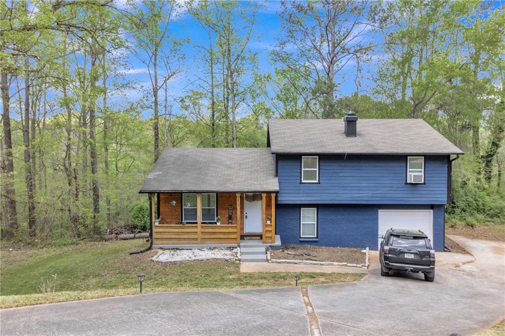 3819 Shane Ct., Ellenwood, GA 30294