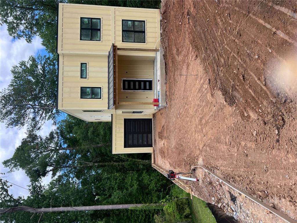 2918 Level Ridge Rd., Atlanta, GA 30354