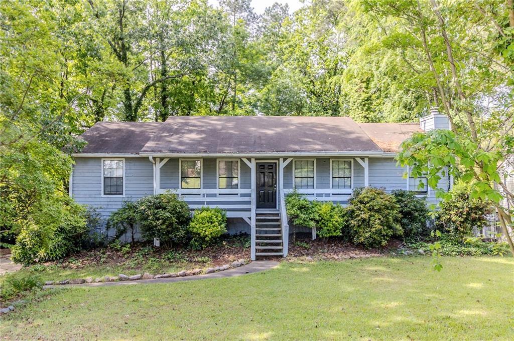6595 Oakwood Dr., Douglasville, GA 30135