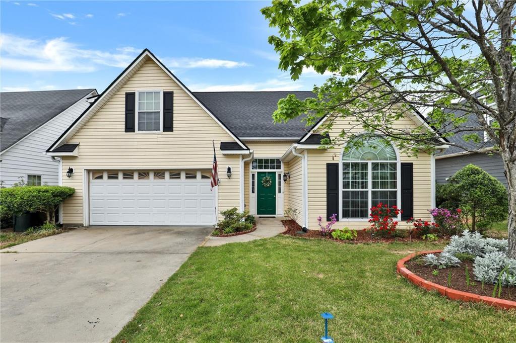 121 St Albans Way, Peachtree City, GA 30269