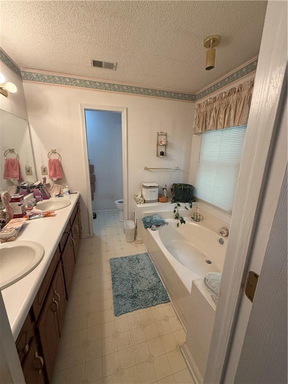 235 Creekside Way, Mcdonough, GA 30252
