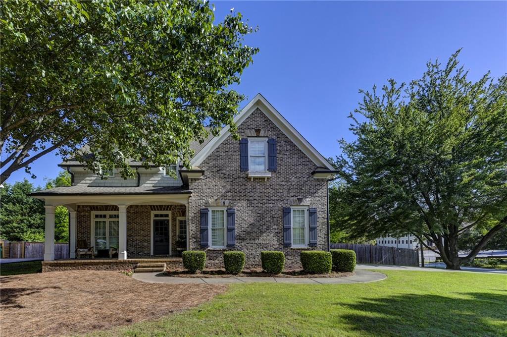 1892 Raven Hill Dr., Atlanta, GA 30319