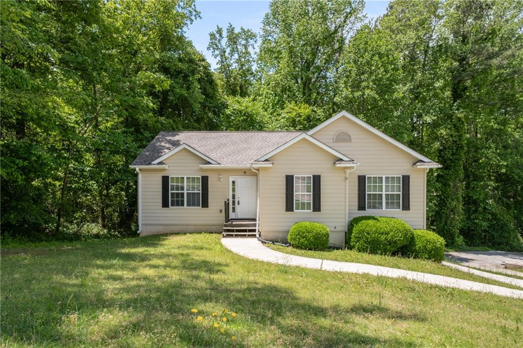 175 Hearth Way, Fairburn, GA 30213