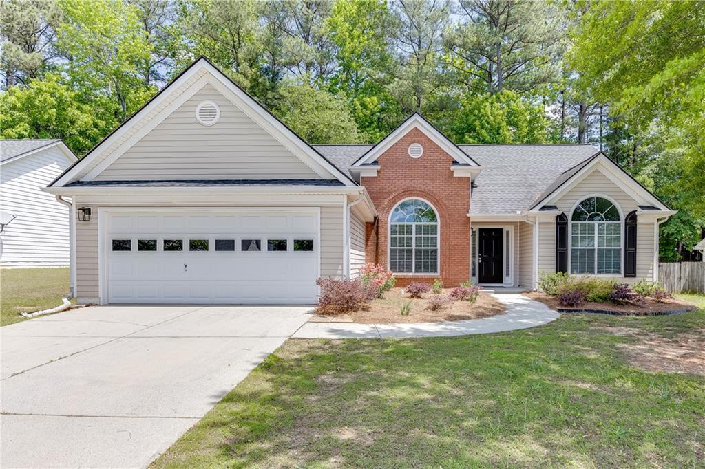 2175 Charleston Oak Cir., Lawrenceville, GA 30043