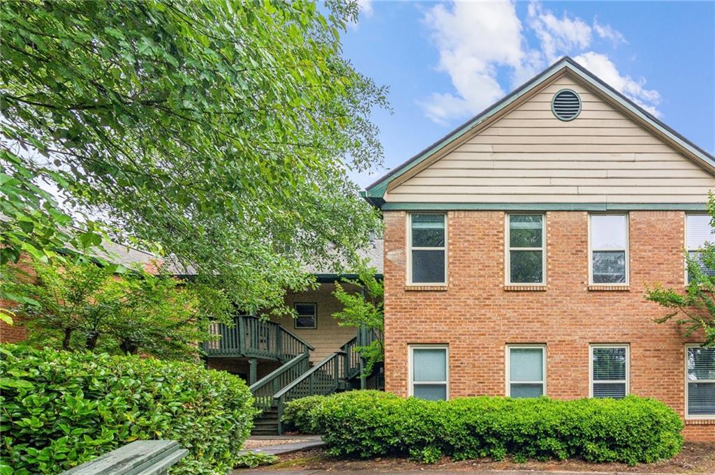 721 Beaufort Cir., Duluth, GA 30096