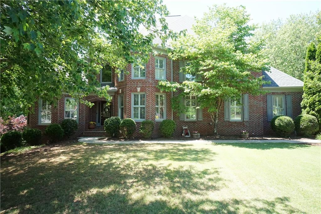 3235 Munsey Ct., Cumming, GA 30041