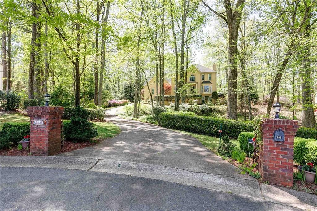 386 Collegiate Dr., Powder Springs, GA 30127