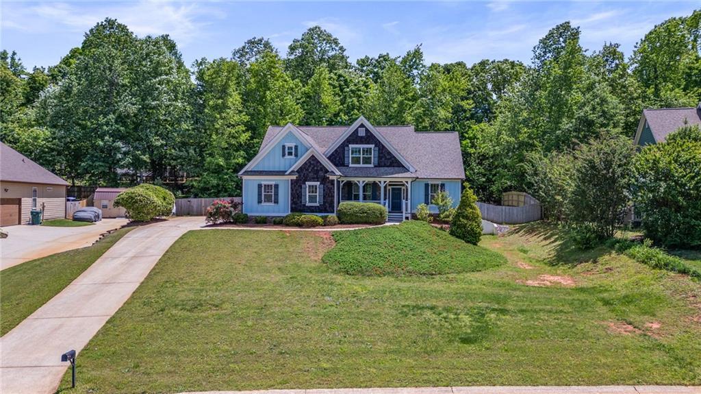 105 Glen Cedar Ln., Dawsonville, GA 30534