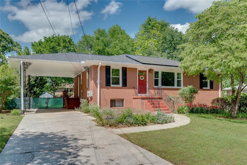 243 Woodview Ln., Smyrna, GA 30082