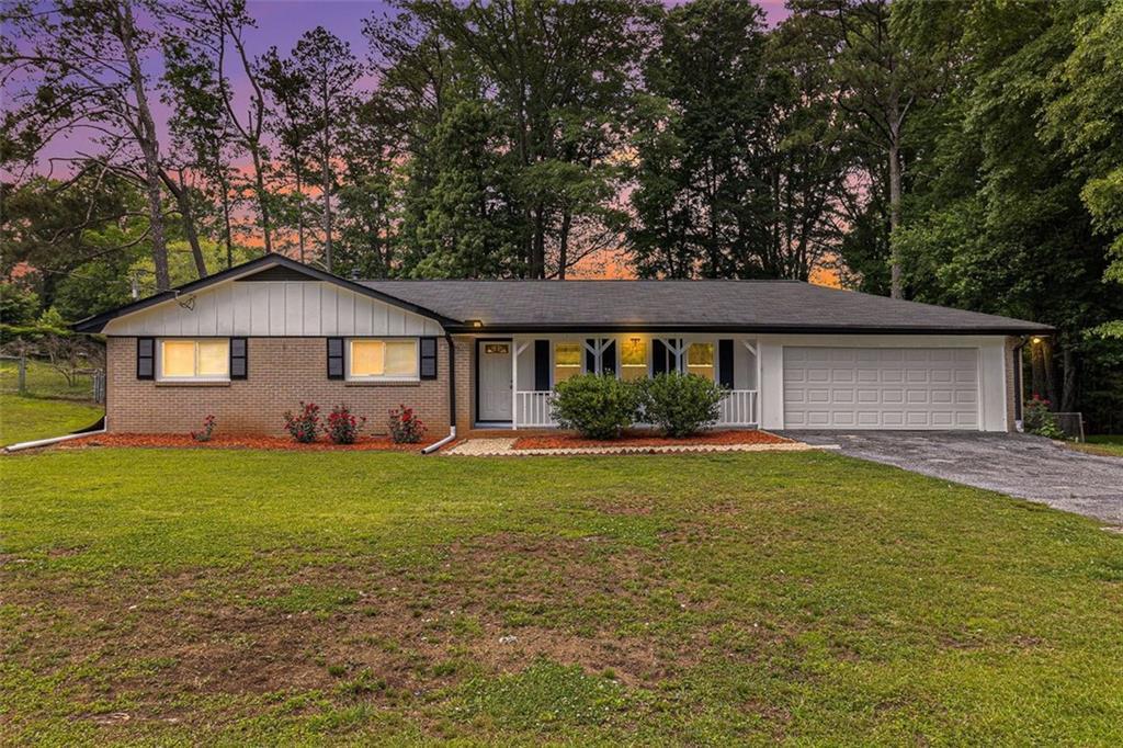1753 Pounds Rd., Stone Mountain, GA 30087