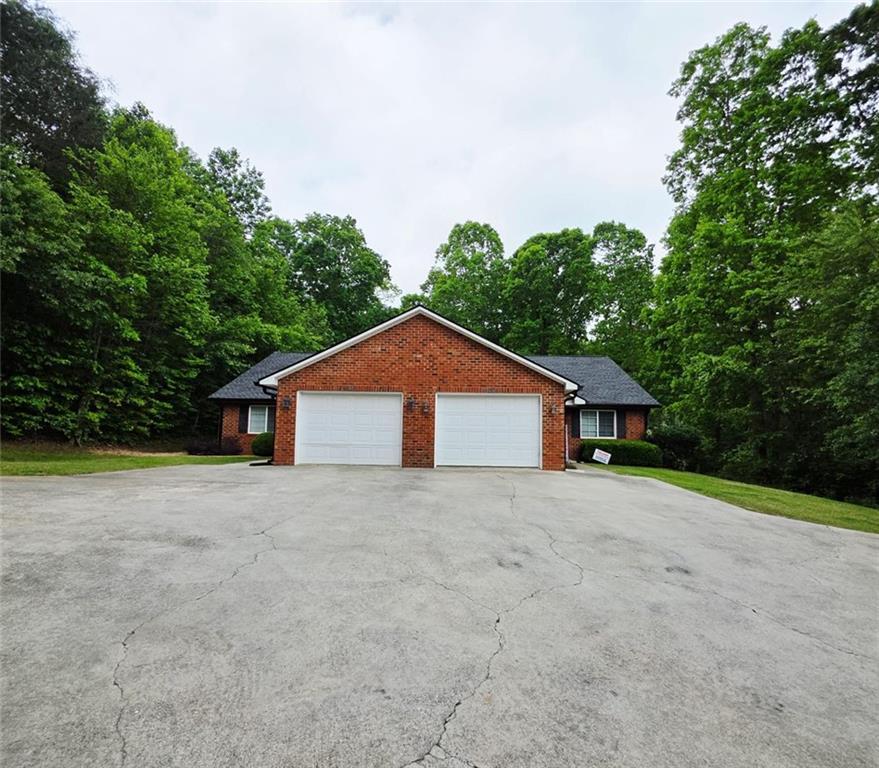 4015 Hidden Hollow Dr., Gainesville, GA 30506