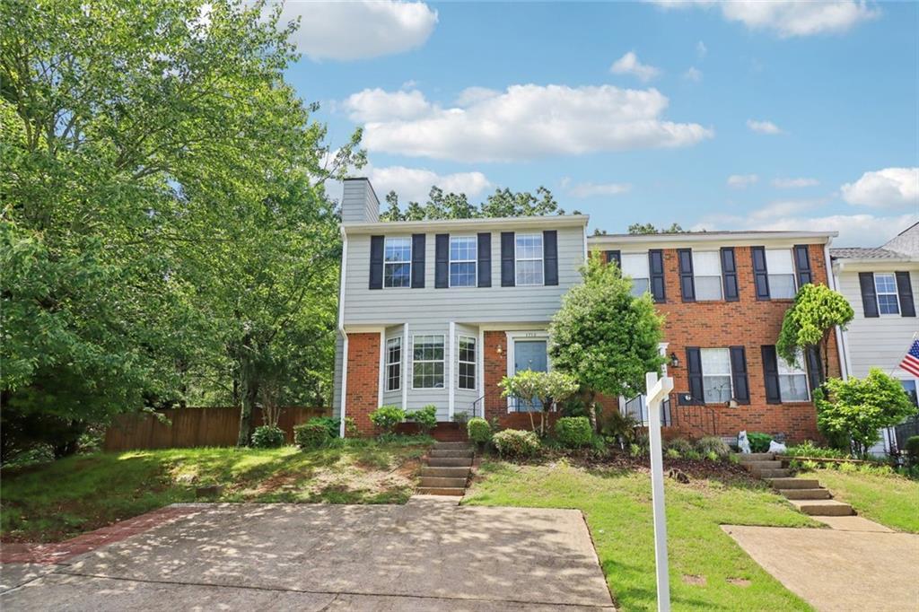 1712 Grist Mill Dr., Marietta, GA 30062