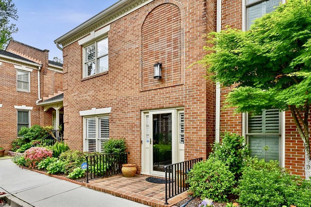 505 Ansley Villa Dr., Atlanta, GA 30324
