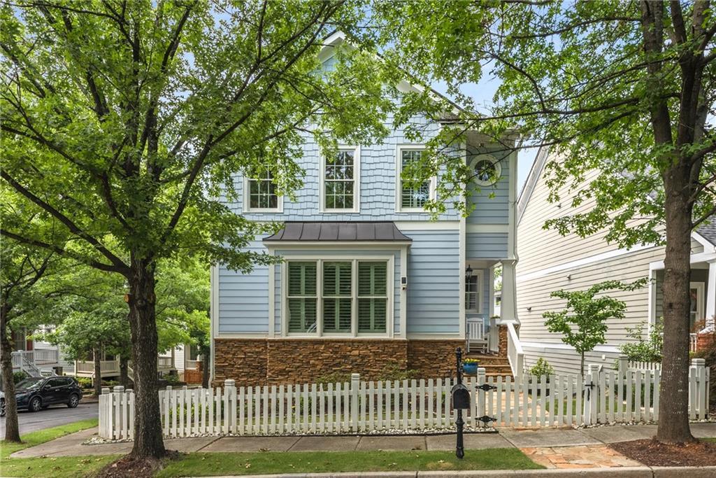 1560 Gilstrap Ln., Atlanta, GA 30318