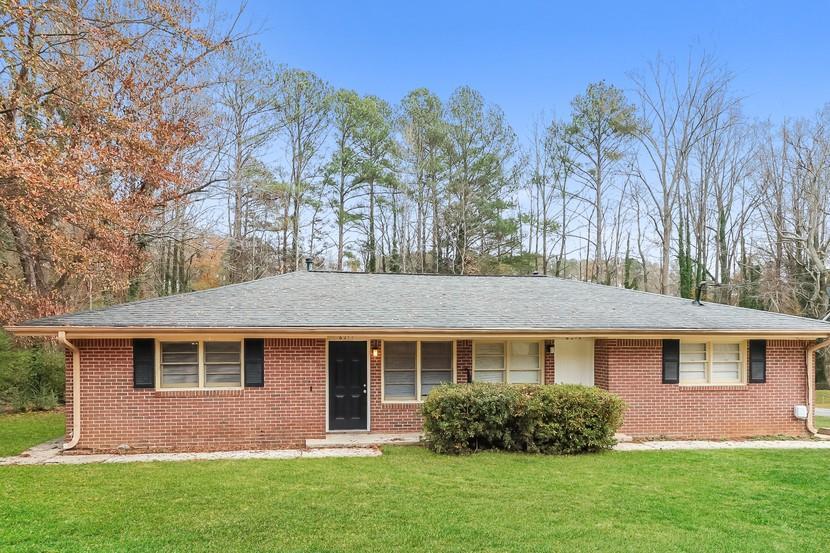6211 Florrie Dr., Mableton, GA 30126