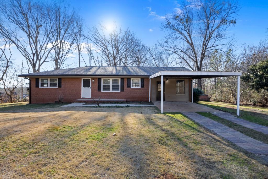 7427 Hollis Rd., Douglasville, GA 30135
