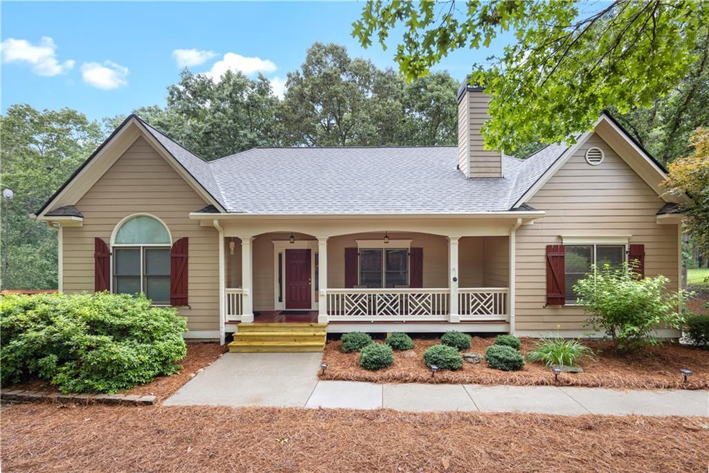 845 Darby Rd., Waleska, GA 30183