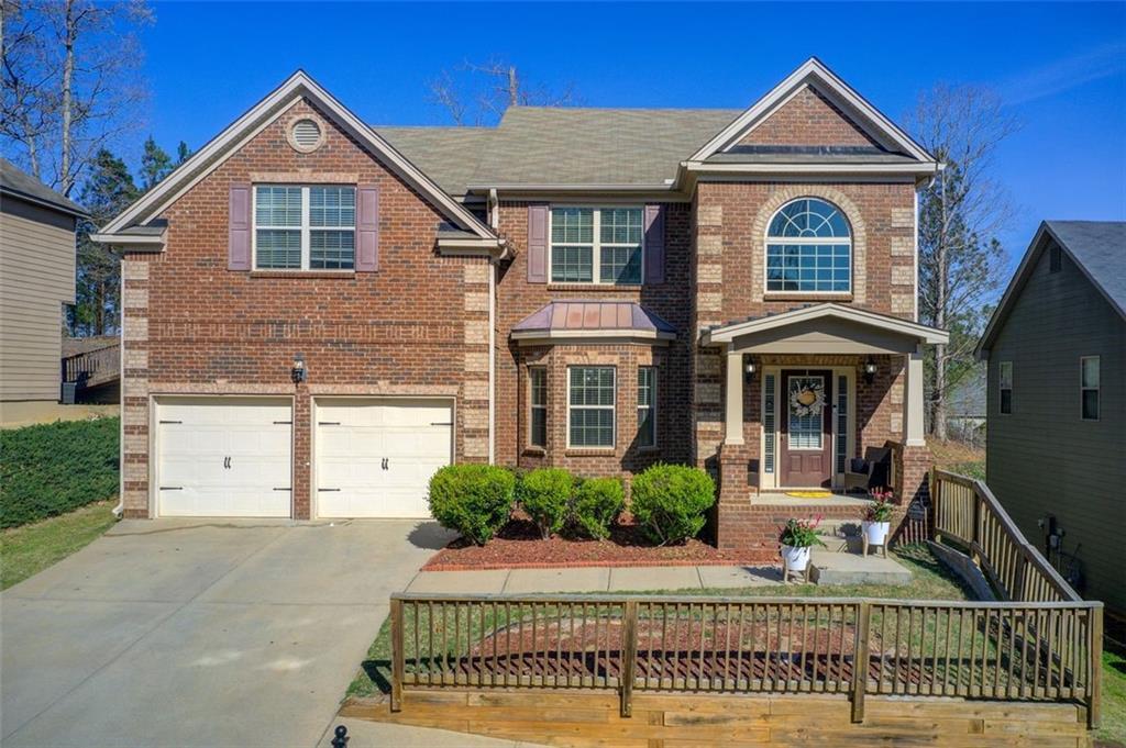 7933 Heathmore Dr., Fairburn, GA 30213