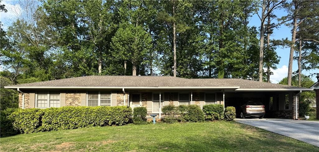 3549 Dogwood Dr., Powder Springs, GA 30127