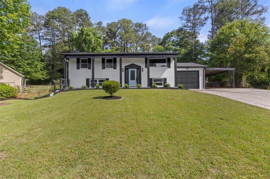 1253 Willow Dr., Riverdale, GA 30296