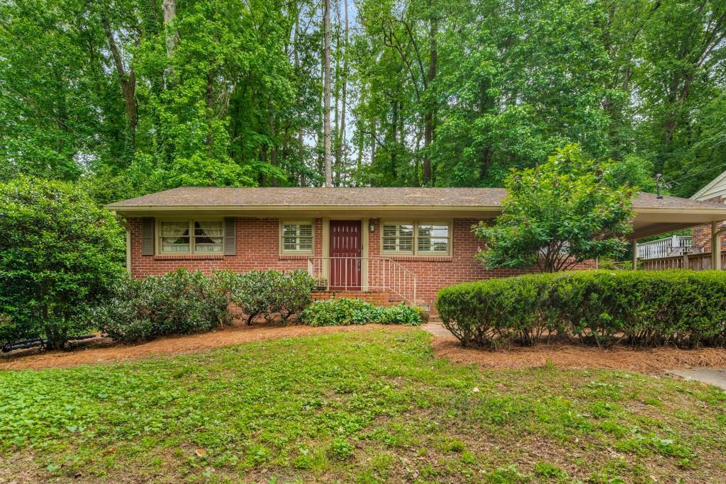 2556 Defoors Ferry Rd., Atlanta, GA 30318