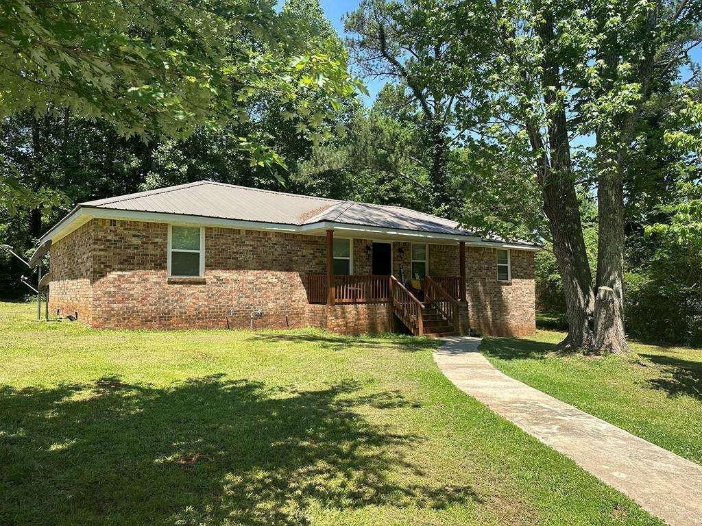 20 Shadow Ln., Carrollton, GA 30117