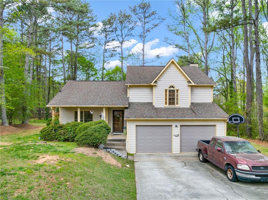 991 Lisa Kay Dr., Lawrenceville, GA 30046